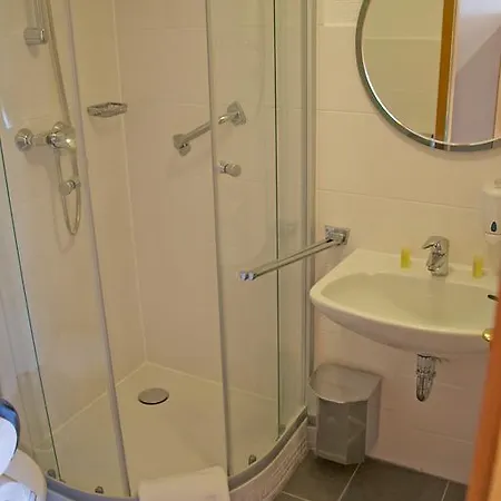 Hotel Schoene Aussicht 3*